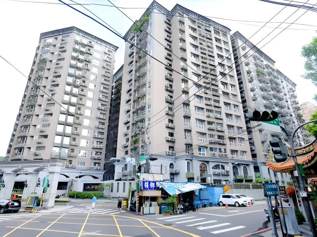 新北中和大樓法拍-6