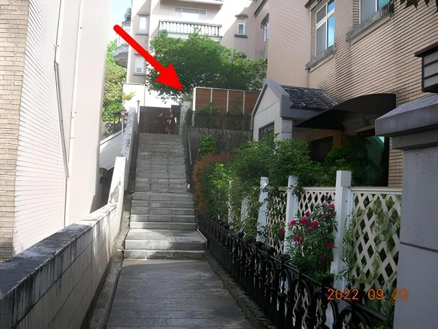 新北汐止法拍透天-2