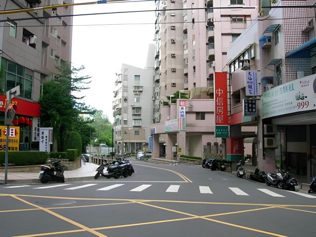 新北淡水大樓法拍-11