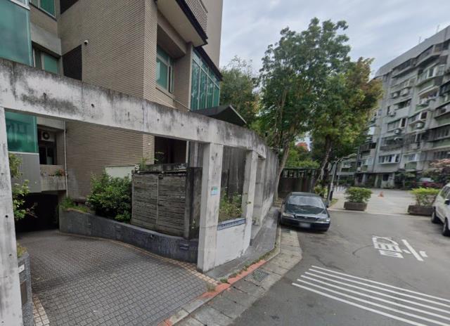 台北士林法拍大樓-4