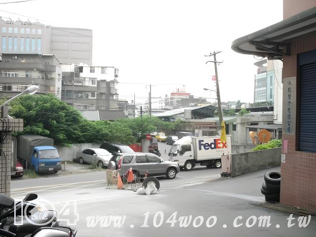 新北中和公寓法拍-10