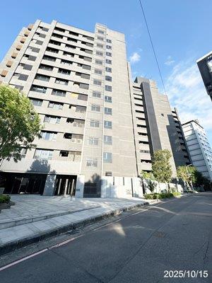 新北新店法拍大樓-4