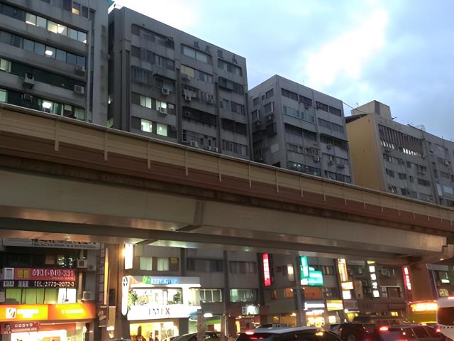 台北中山區大樓拍賣-12